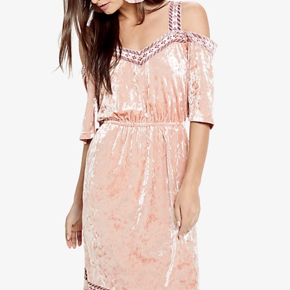 Lucky Brand Dresses & Skirts - Boho cold shoulder velvet Lucky Brand dress
